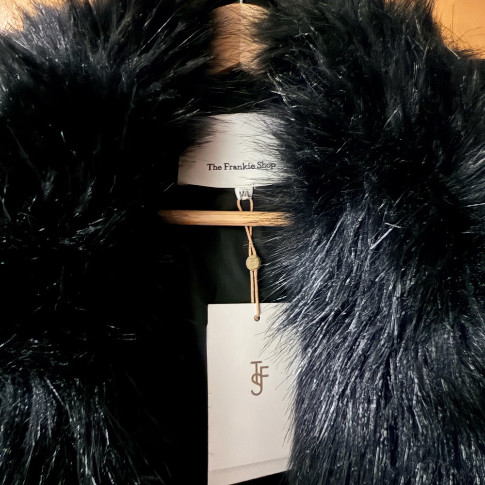 The Frankie Shop Joan Black Faux Fur Collar Coat NWT - Picture 2 of 5